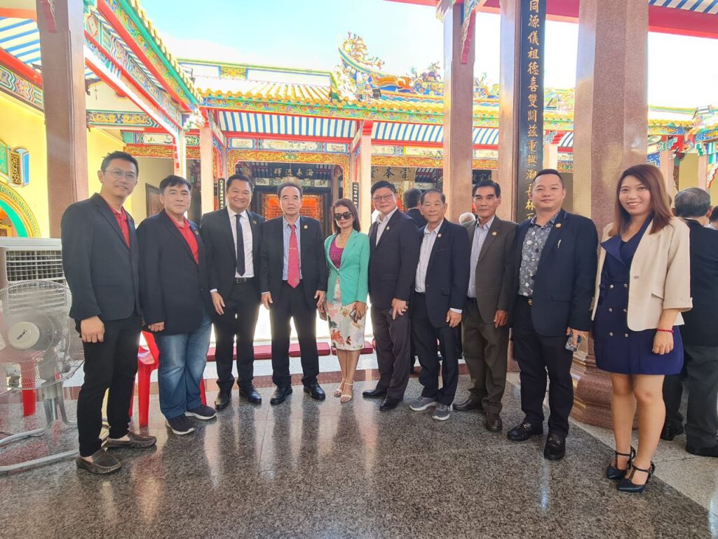 柬林氏宗亲总会赴泰参加世林宗亲总会理监事联席会议