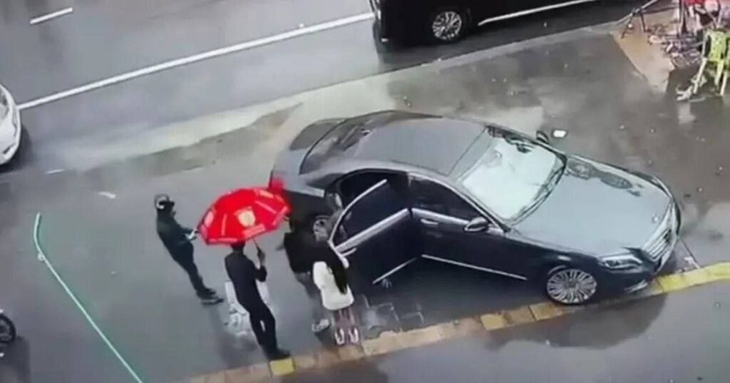 西港一中国男子被当街枪杀身亡