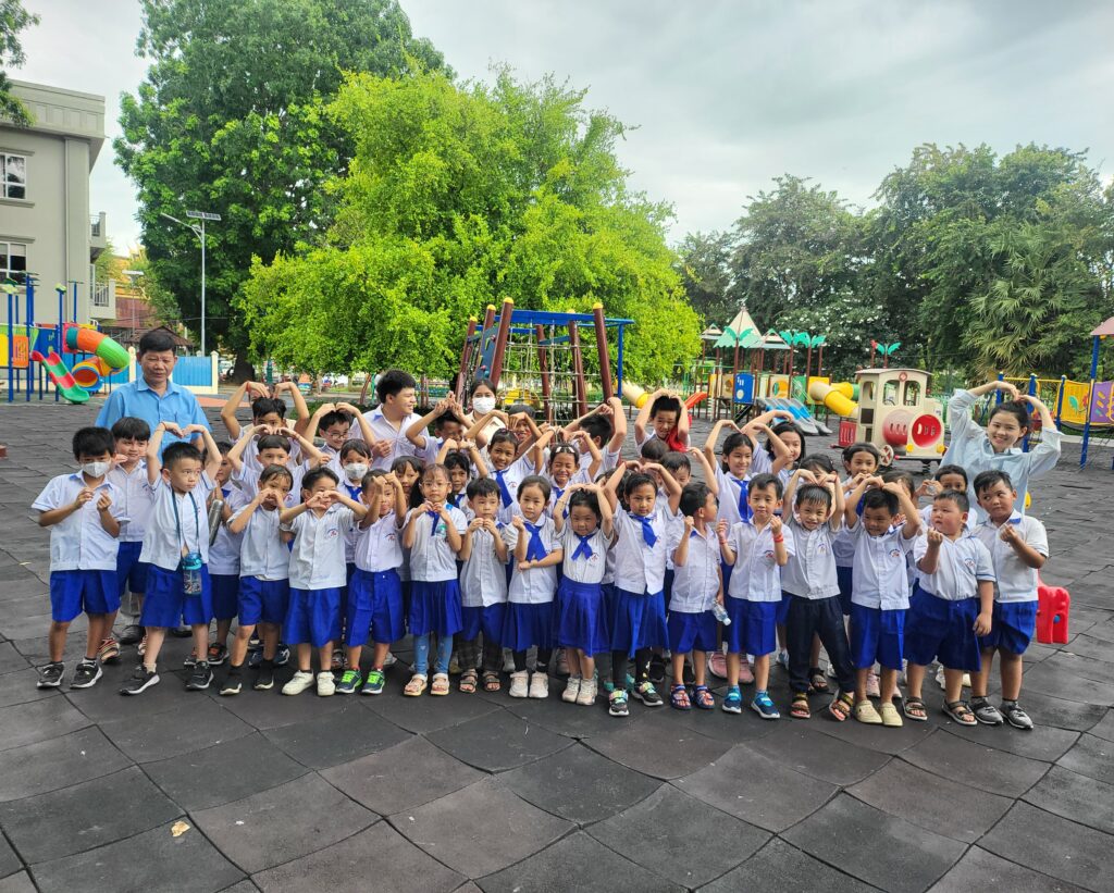 一起外出“趣”游戏，立群幼儿乐无穷——立群学校幼儿班外出游玩活动
