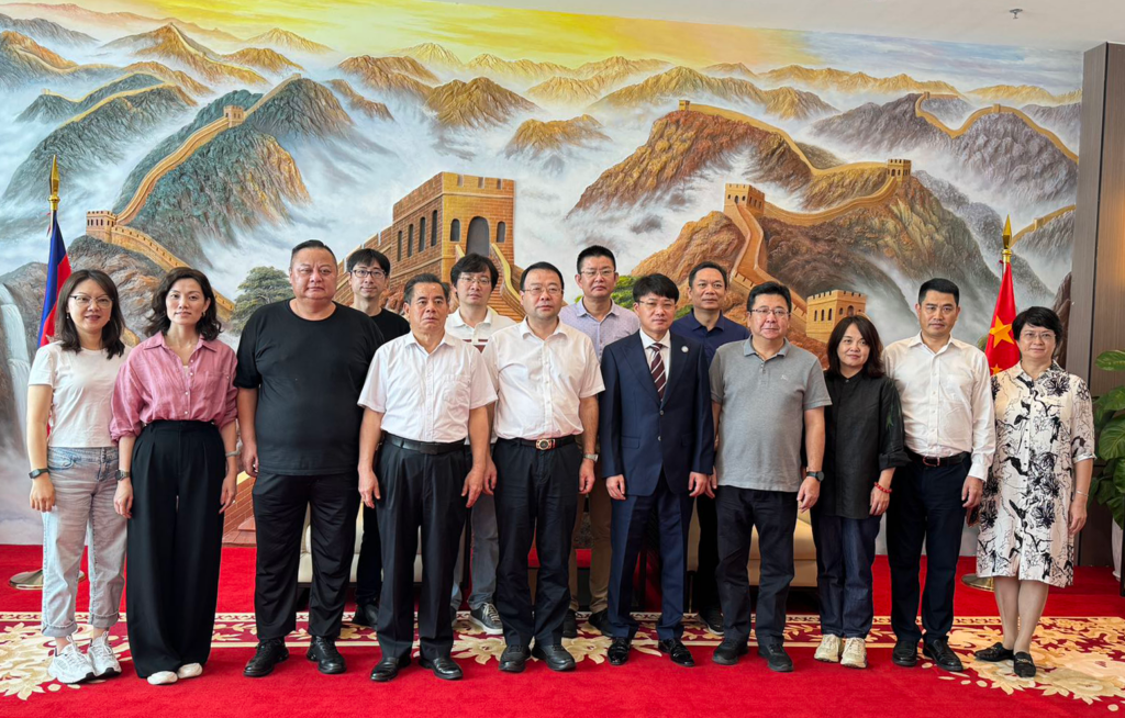 广新控股集团考察团访问柬埔寨中国江苏总商会