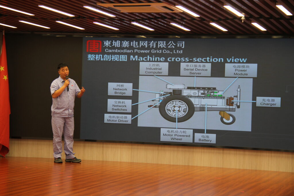 中国大唐技术专家走进柬华应用科技大学