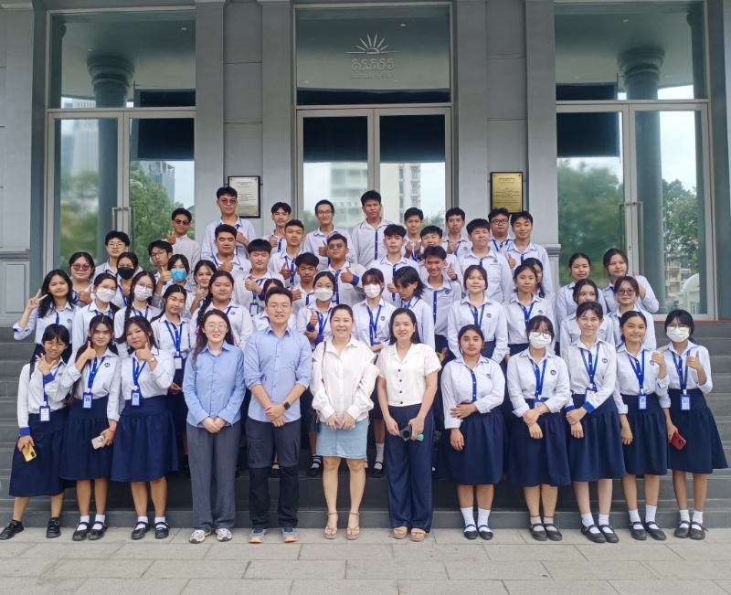 触摸历史印记，探寻货币密码  ——民生学校师生参观国家经济货币博物馆