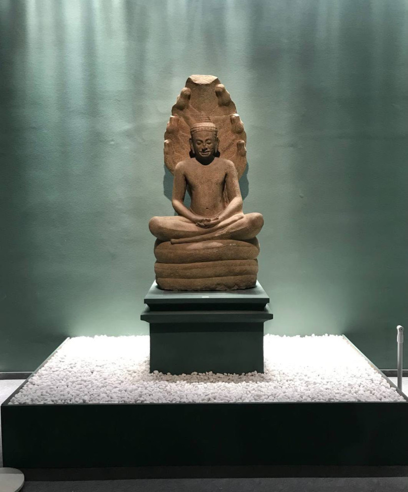 កម្ពុជាដាក់តាំងពិព័រណ៍វត្ថុសិល្បៈបុរាណខ្មែរដ៏វិចិត្រចំនួន ១៣៦វត្ថុ នៅសារមន្ទីរ Shanxi ប្រទេសចិន រយៈពេល៥ខែ