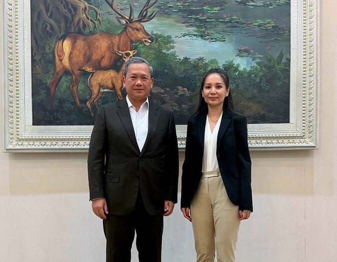សម្តេចធិបតី ហ៊ុន ម៉ាណែត បញ្ជាក់ពីមូលហេតុនៃការតែងតាំង កញ្ញា កឹម មនោវិទ្យា ជាប្រេសិតពិសេស ដើម្បីជួយការងារការទូត និងបញ្ហាព្រំដែន