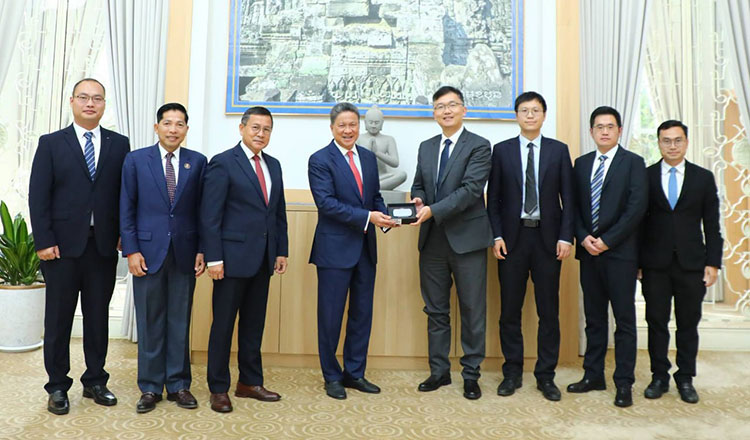 孙展拓会见科大讯飞代表团 探讨AI领域深度合作
