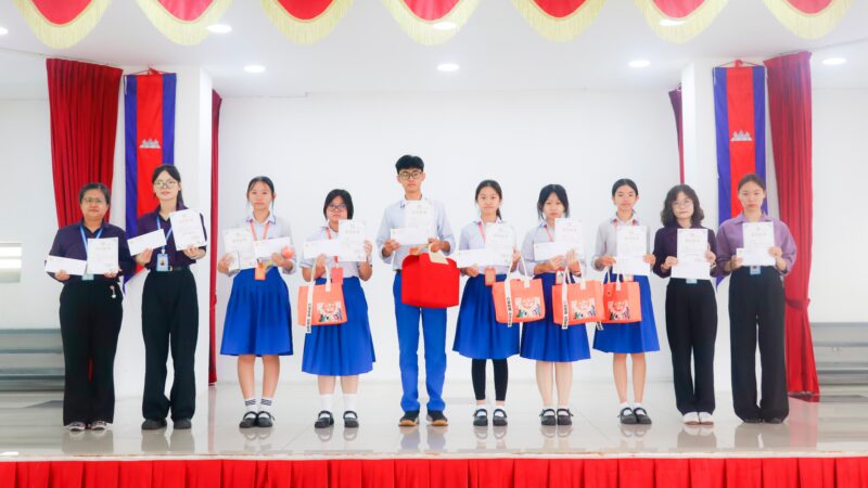 广肇学校为 “学中文・讲故事” 主题大赛获奖师生颁奖
