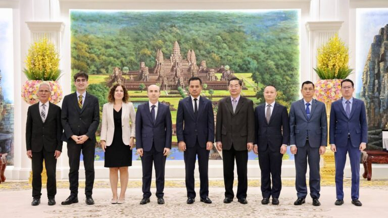 柬土深化执法安全合作 携手打击各类跨境犯罪