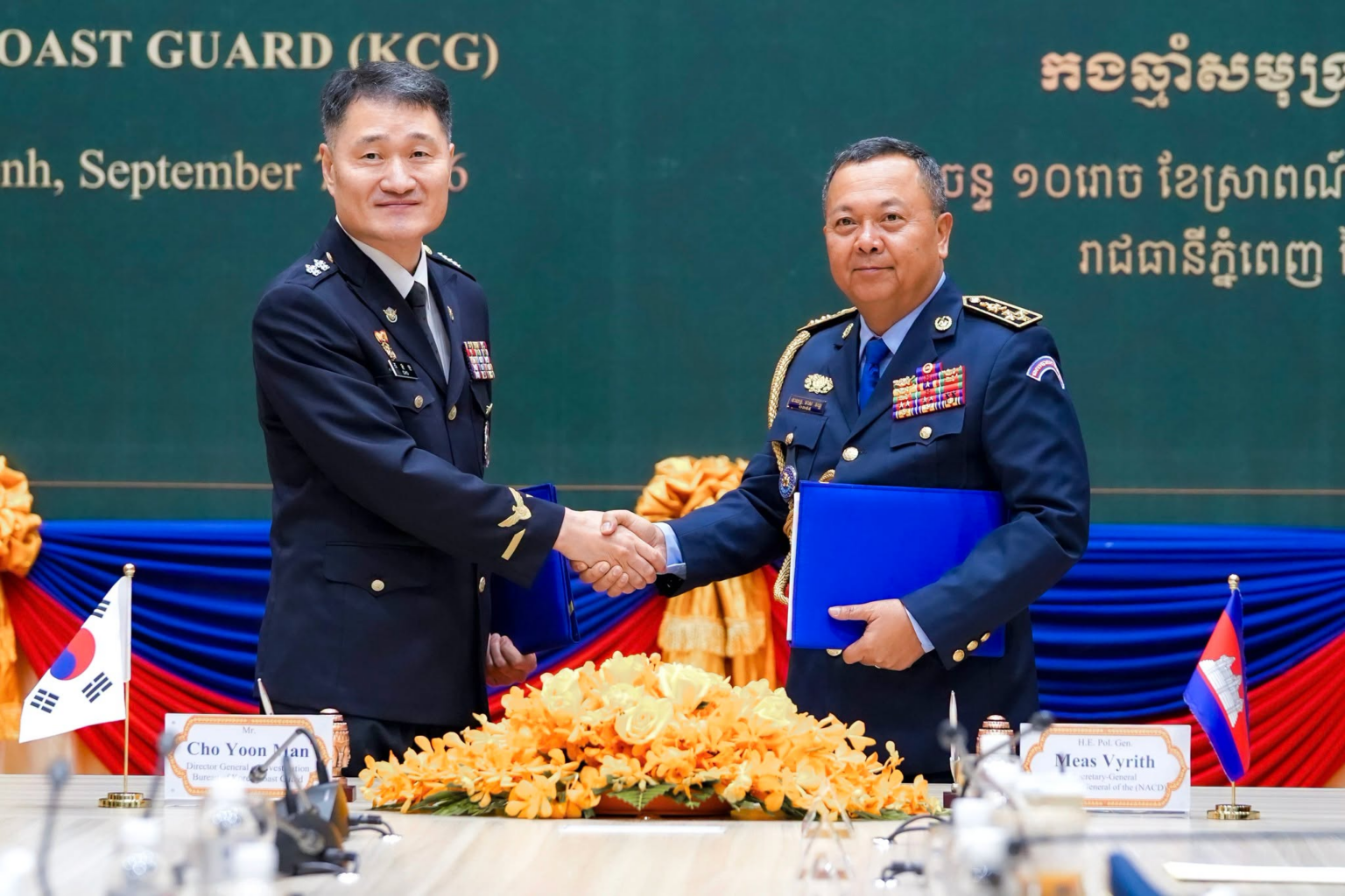 柬韩签署合作备忘录强化海上禁毒联合执法
