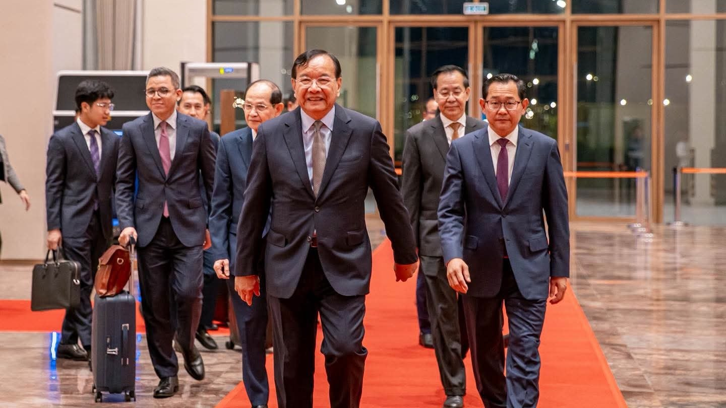 巴速坤赴海牙出席柬泰海洋争端第二次调解会议