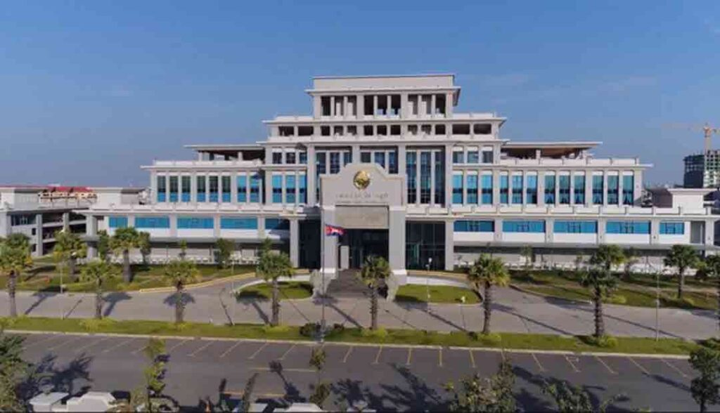 柬埔寨央行驳斥银行业陷困境谣言 呼吁严惩造谣者