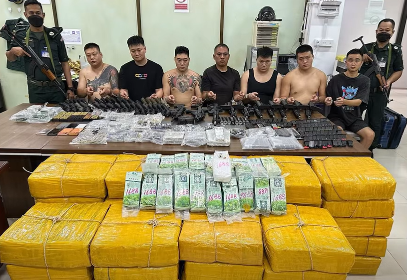 西港警方破获跨境涉毒涉枪案 抓获9名中国籍嫌犯
