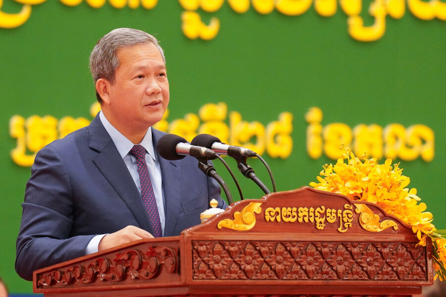 សម្ដេចធិបតី ហ៊ុន ម៉ាណែត ស្នើឱ្យសិក្សាការបន្ថែមម៉ោងសិក្សារហូតដល់ ៦ម៉ោងក្នុងមួយថ្ងៃ ដើម្បពង្រឹងគុណភាពអប់រំ