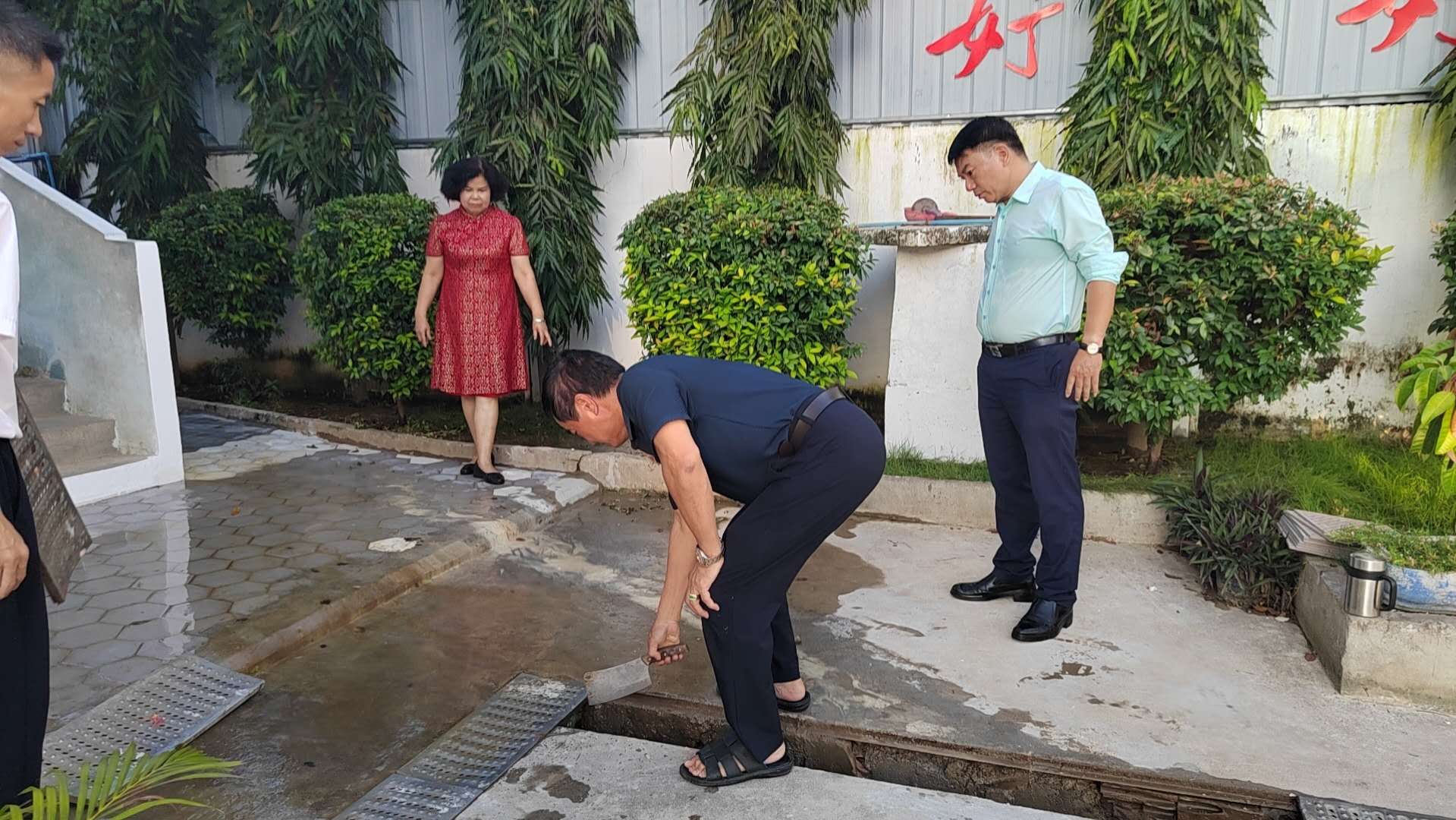 援柬随笔——于细节中见赤诚